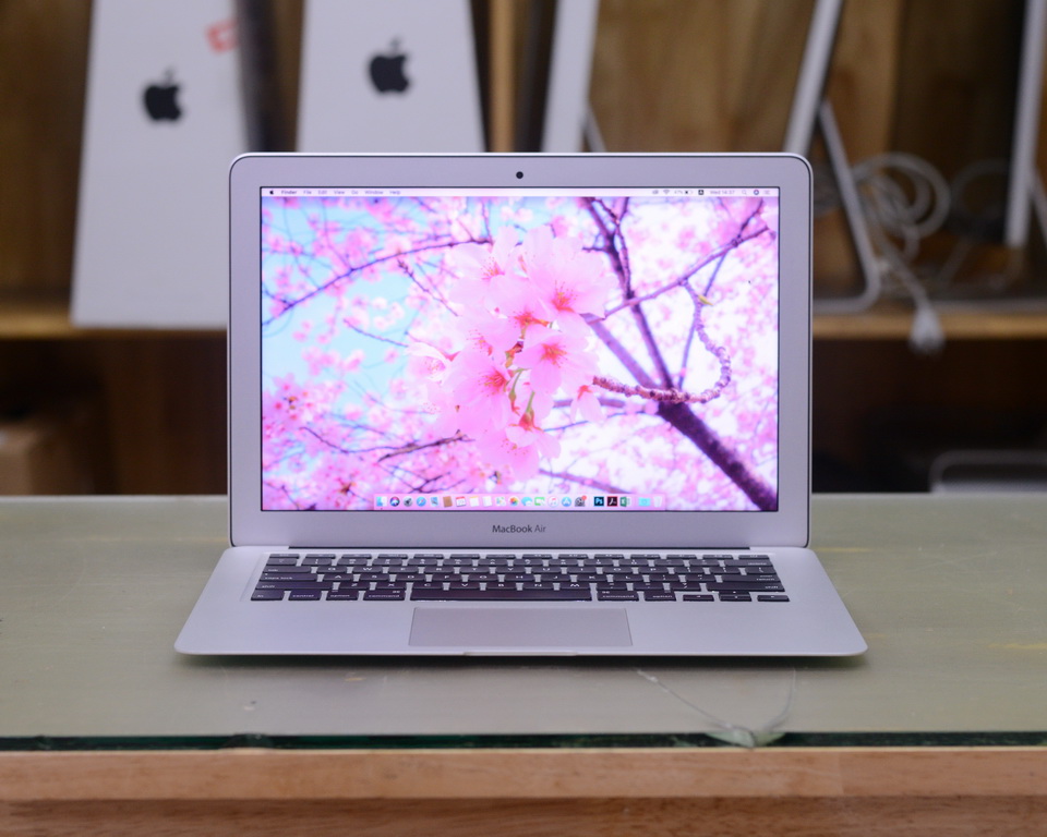 MacBook Air 13-inch Core i5 1.4GHz. RAM 4GB. SSD 128GB. Early 2014. (  Keyboard English ) | Krich House ขายแมคมือสอง Mac มือสอง MacBook Pro iMac  iPad iPhone โน้ตบุ้คมือสอง ราคาถูก