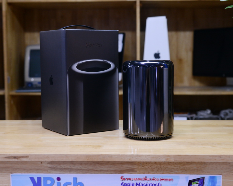 apple mac pro desktop 12-core dual amd